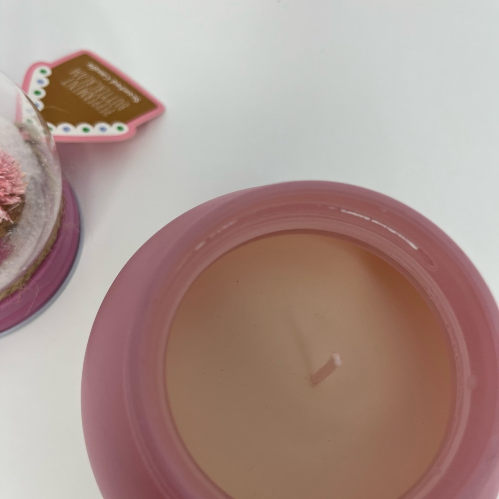 Snow Globe Candle Peppermint Buttercream Limited Edition Christmas Holiday 7.1oz - Picture 8 of 9